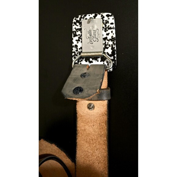 Isobelle Glass (Artist) 3D Belt Buckle and Dyed 41" Grey Belt. One of a Kind. - Picture 9 of 14